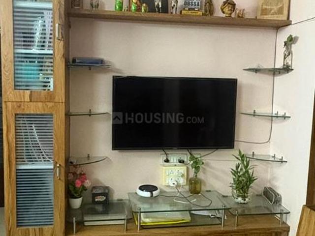 2 BHK Apartment in Vaishno Devi Circle for resale Ahmedabad. The reference number is 20732447