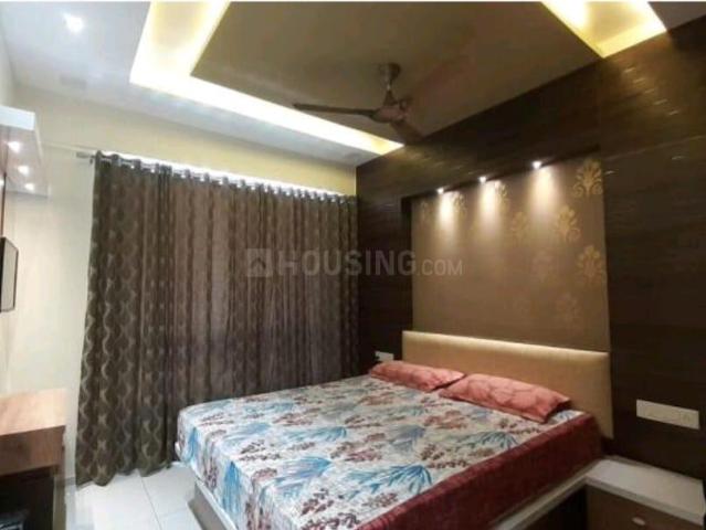 2 BHK Apartment in Vaishno Devi Circle for resale Ahmedabad. The reference number is 20942618