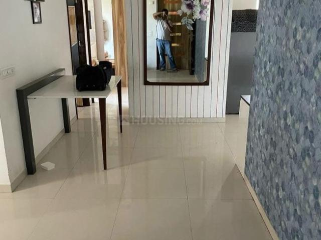 2 BHK Apartment in Vaishno Devi Circle for resale Ahmedabad. The reference number is 20930147