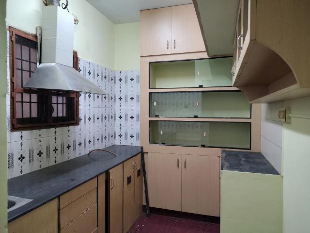 2 BHK Apartment in Valasaravakkam for resale Chennai. The reference number is 18344646