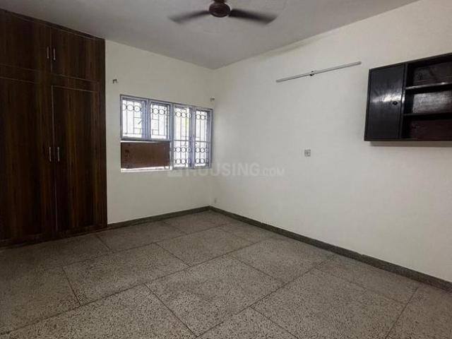 2 BHK Apartment in Vasant Kunj for rent New Delhi. The reference number is 20635540