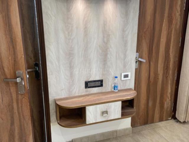 2 BHK Apartment in Vasant Kunj for resale New Delhi. The reference number is 11837838