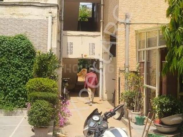 2 BHK Apartment in Vasant Kunj for resale New Delhi. The reference number is 20023334