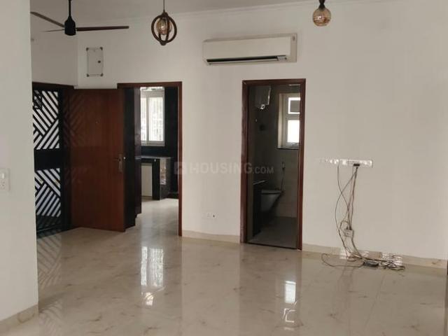 2 BHK Apartment in Vasant Kunj for resale New Delhi. The reference number is 20137638