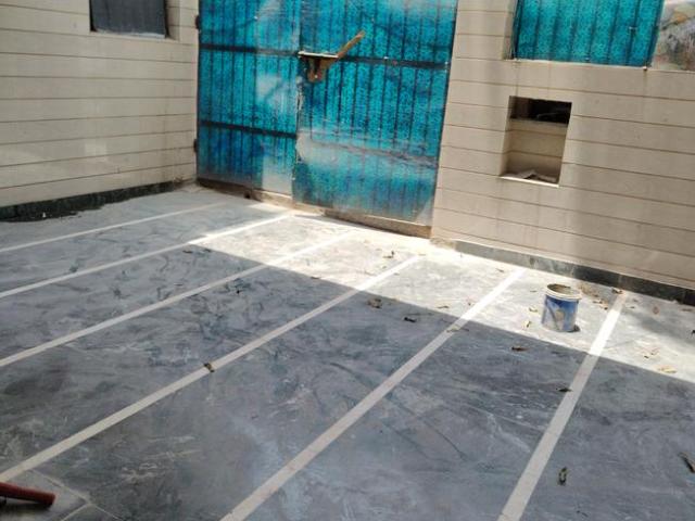 2 BHK Apartment in Vasant Vihar for resale New Delhi. The reference number is 18895597