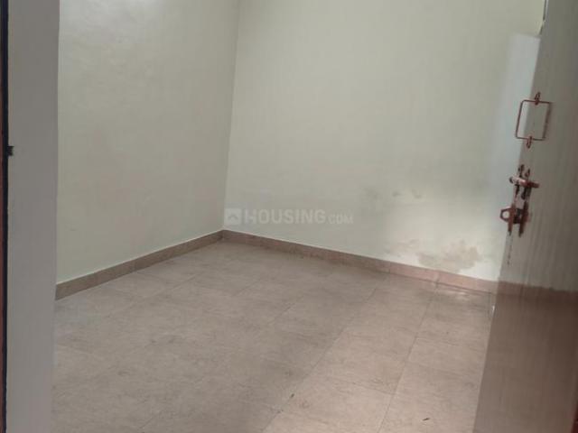 2 BHK Apartment in Vasant Vihar for resale New Delhi. The reference number is 19318714
