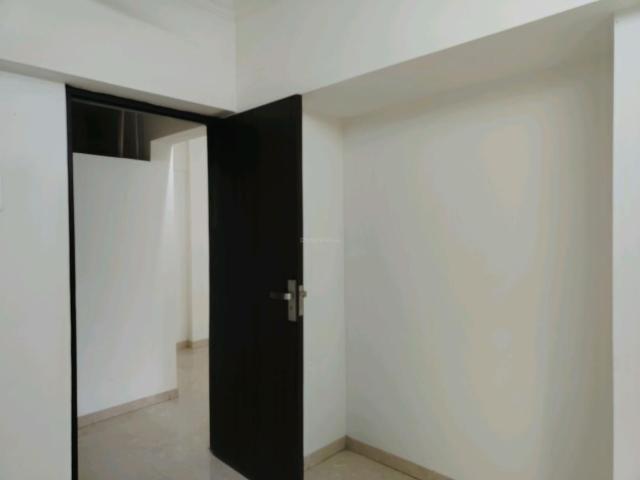 2 BHK Apartment in Vasai East for resale Vasai. The reference number is 15721647