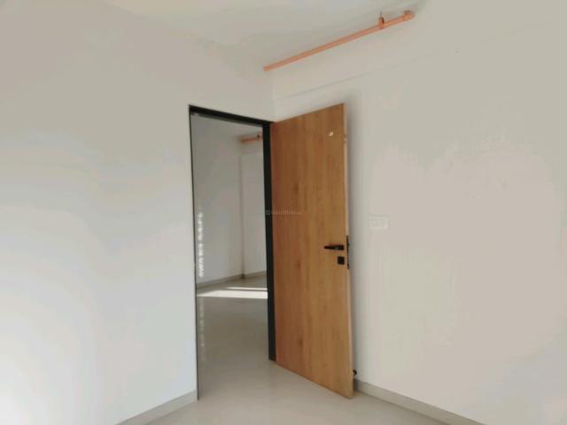 2 BHK Apartment in Vasai East for resale Vasai. The reference number is 19744531