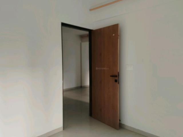 2 BHK Apartment in Vasai East for resale Vasai. The reference number is 20268117