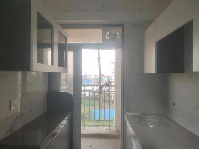 2 BHK Apartment in Vasai West for resale Vasai. The reference number is 17125374