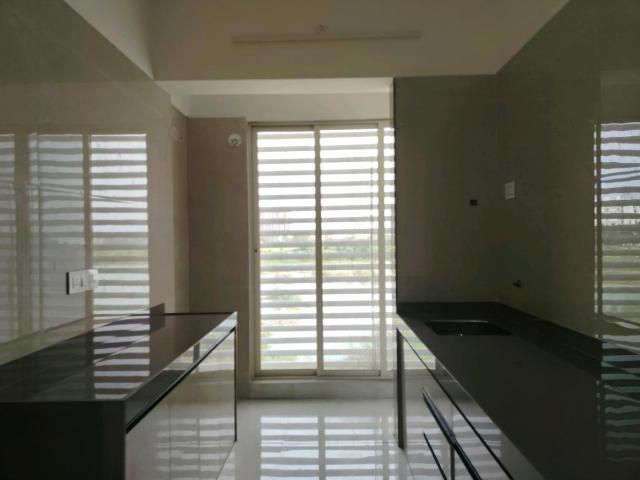 2 BHK Apartment in Vasai West for resale Vasai. The reference number is 17332107