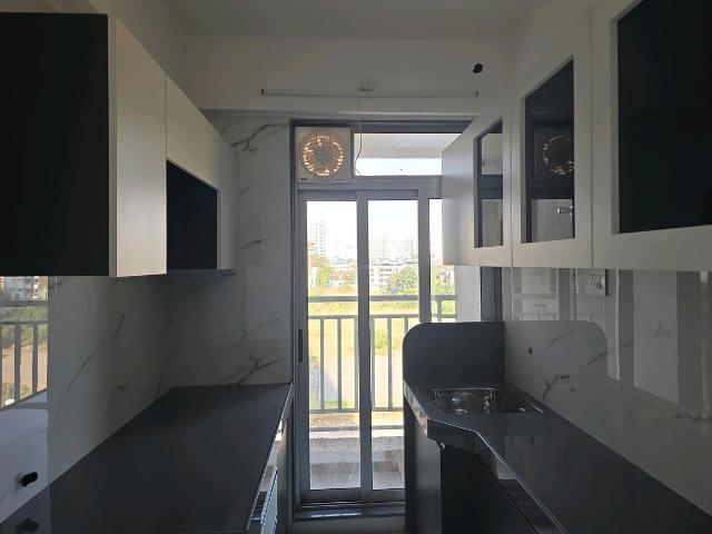2 BHK Apartment in Vasai West for resale Vasai. The reference number is 19085490