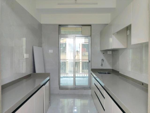 2 BHK Apartment in Vasai West for resale Vasai. The reference number is 19145060