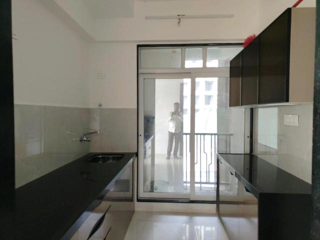 2 BHK Apartment in Vasai West for resale Vasai. The reference number is 19290669