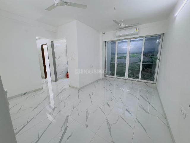 2 BHK Apartment in Vasai West for resale Vasai. The reference number is 19664303