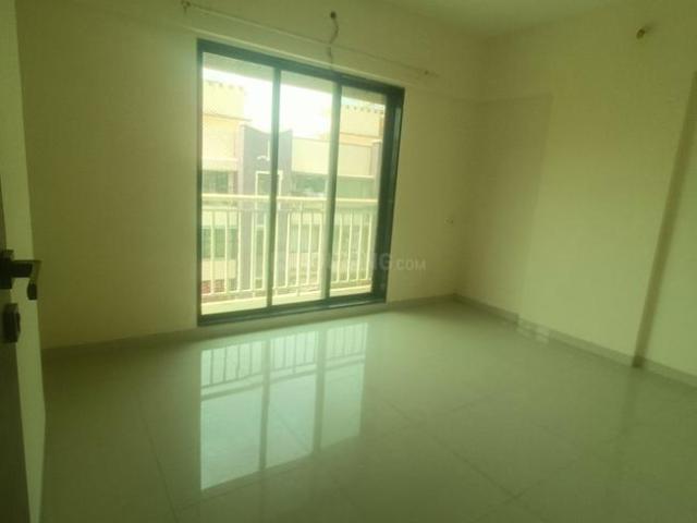 2 BHK Apartment in Vasai West for resale Vasai. The reference number is 19708212