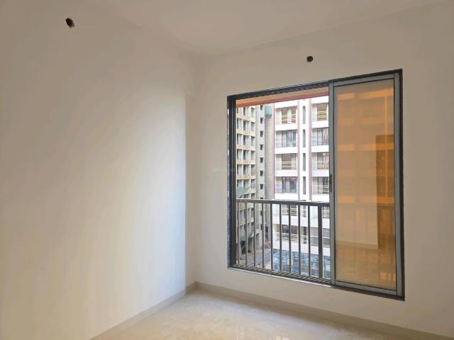 2 BHK Apartment in Vasai West for resale Vasai. The reference number is 19828114