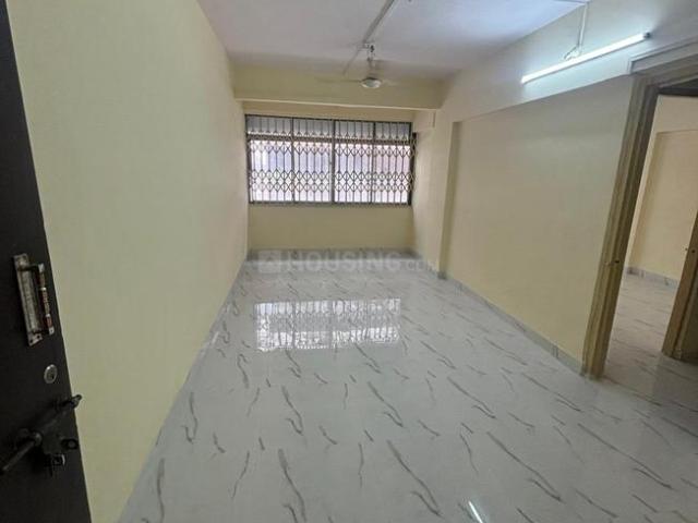 2 BHK Apartment in Vashi for resale Palm Beach Road Vashi. The reference number is 17121739