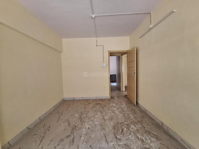 2 BHK Apartment in Vashi for resale Palm Beach Road Vashi. The reference number is 16872326