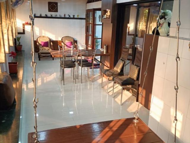 2 BHK Apartment in Vashi for resale Palm Beach Road Vashi. The reference number is 16272743