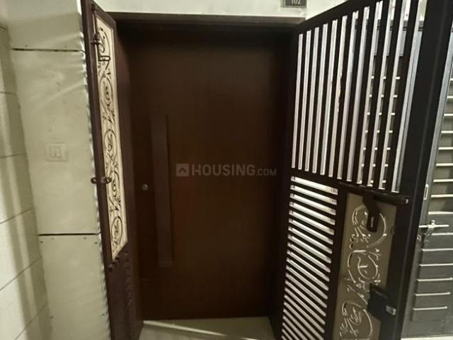 2 BHK Apartment in Vasna for rent Vadodara. The reference number is 20019181