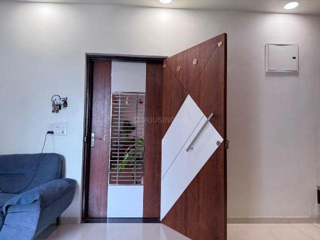 2 BHK Apartment in Vastrapur for rent Ahmedabad. The reference number is 20458414