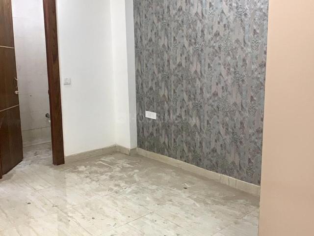 2 BHK Apartment in Vasundhara for resale Ghaziabad. The reference number is 19683529