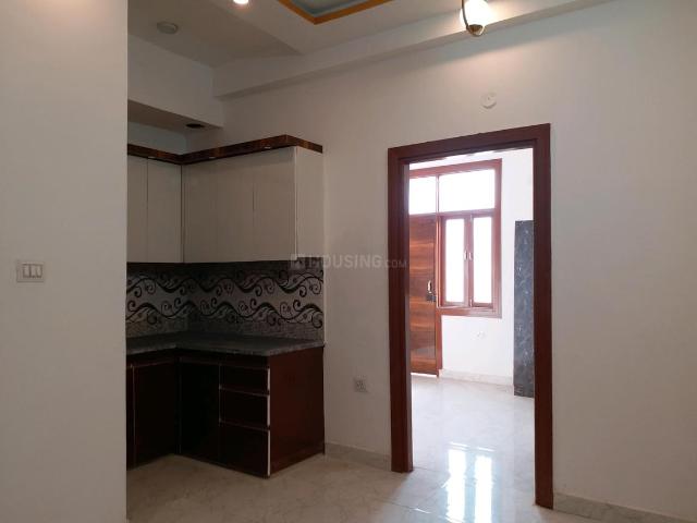 3 BHK Apartment in Ved Vihar for resale Ghaziabad. The reference number is 16375671