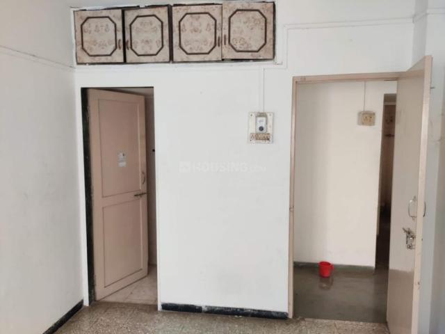 2 BHK Apartment in Veer Sawarkar Nagar for rent Nashik. The reference number is 6880250