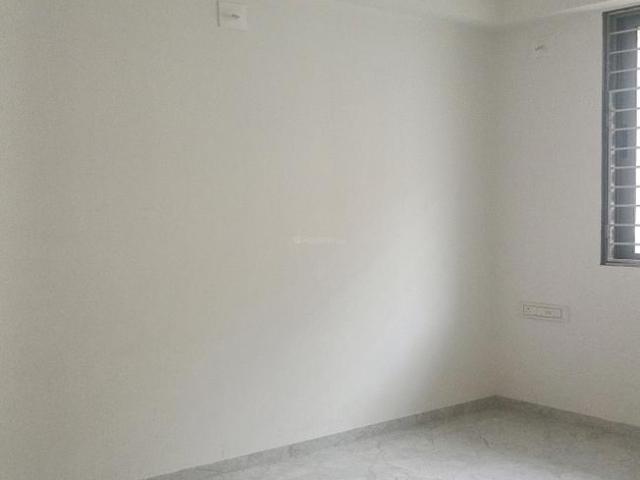 2 BHK Apartment in Vejalpur for rent Ahmedabad. The reference number is 20777909