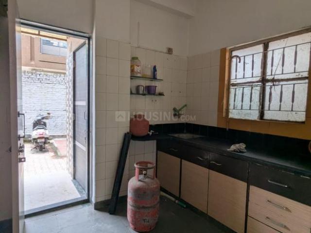 2 BHK Apartment in Vejalpur for rent Ahmedabad. The reference number is 20891388
