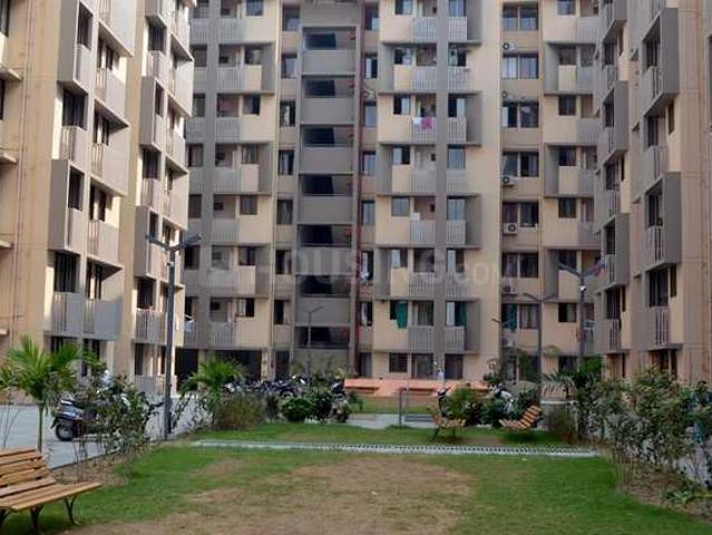 2 BHK Apartment in Vejalpur for resale Ahmedabad. The reference number is 20421696