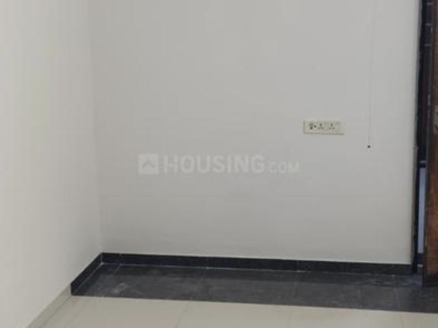 2 BHK Apartment in Vejalpur for resale Ahmedabad. The reference number is 20189374