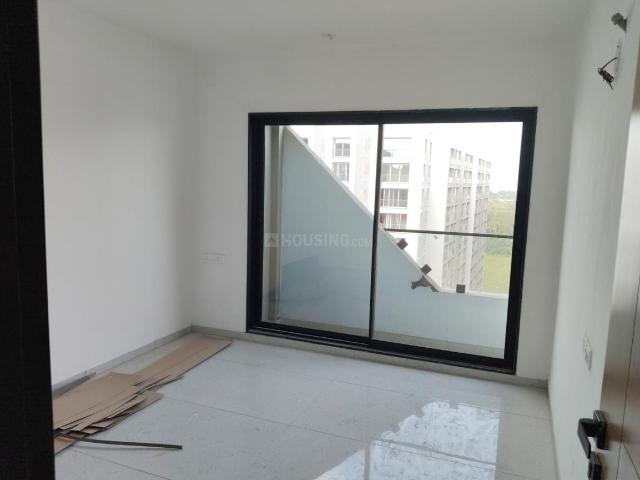 2 BHK Apartment in Vesu for rent Surat. The reference number is 16036777