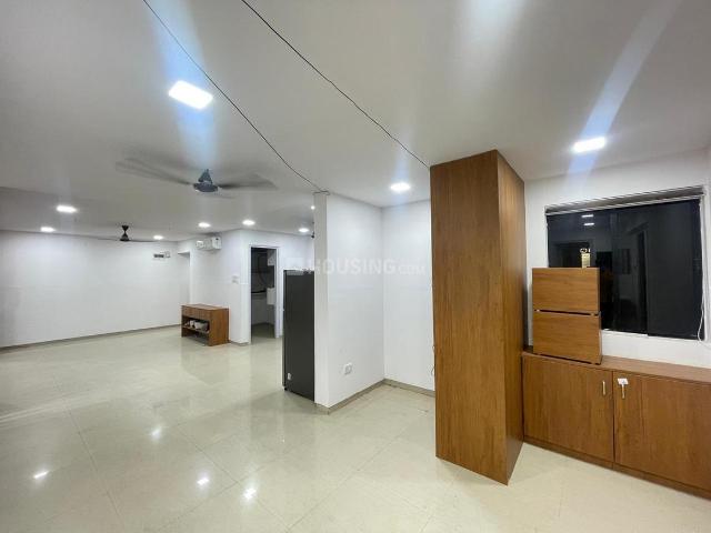 2 BHK Apartment in Vesu for rent Surat. The reference number is 19598203