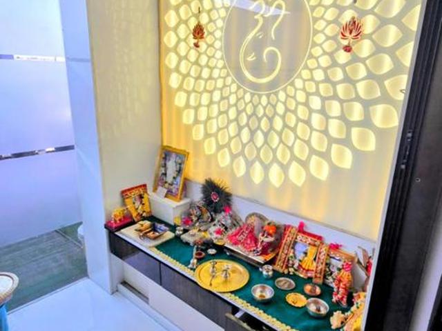 2 BHK Apartment in Vesu for rent Surat. The reference number is 19672591