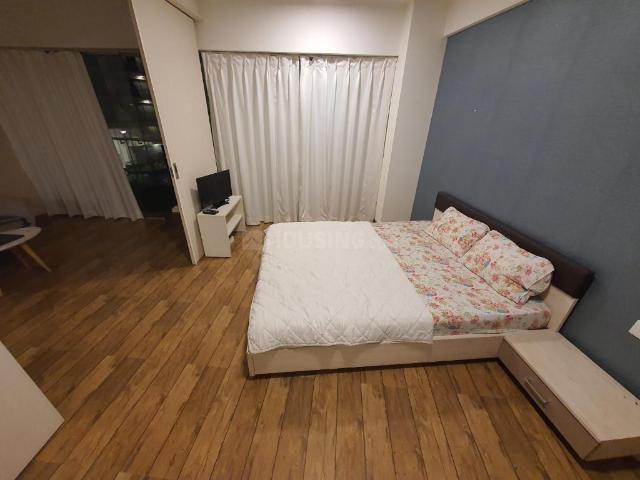 2 BHK Apartment in Vesu for rent Surat. The reference number is 20401805