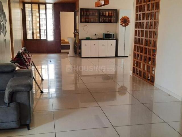 2 BHK Apartment in Vesu for rent Surat. The reference number is 20939445