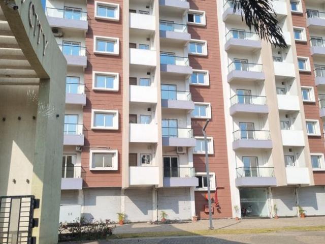 2 BHK Apartment in Vidhan Sabha Road for resale Raipur. The reference number is 19269862