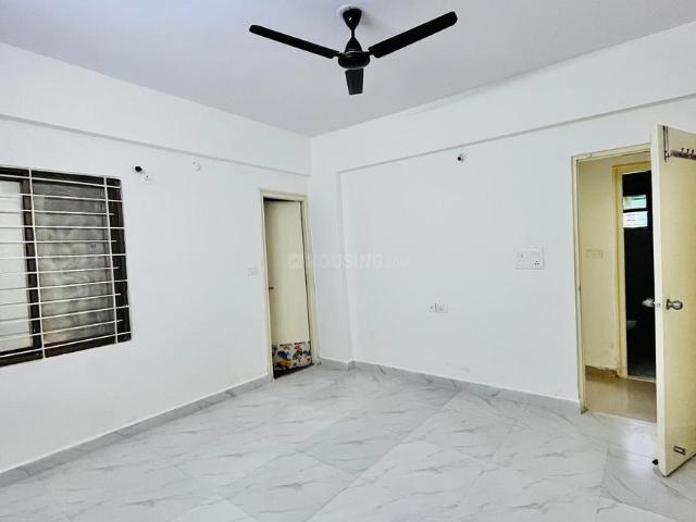 2 BHK Apartment in Vijay Nagar for resale AB Road. The reference number is 17570727