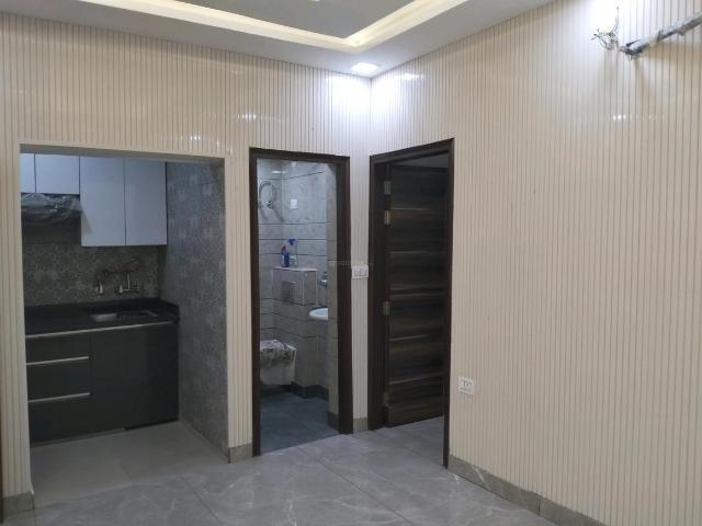 2 BHK Apartment in Vikaspuri for resale New Delhi. The reference number is 20086676