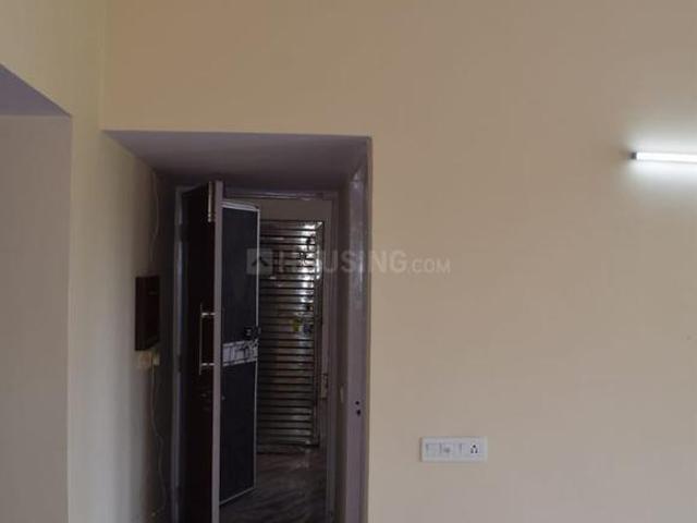 2 BHK Apartment in Vikaspuri for resale New Delhi. The reference number is 20638526