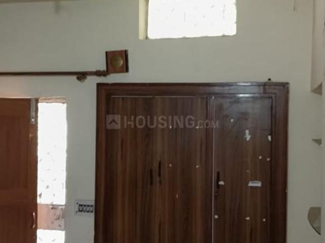 2 BHK Apartment in Vikaspuri for resale New Delhi. The reference number is 20969254