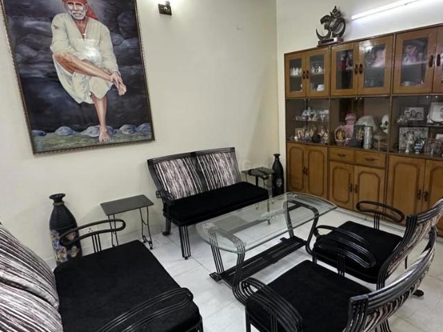 2 BHK Apartment in Vikaspuri for resale New Delhi. The reference number is 19251334