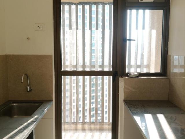 2 BHK Apartment in Vikhroli East for rent Mumbai. The reference number is 17684154