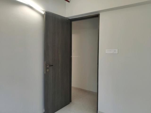 2 BHK Apartment in Vikhroli East for rent Mumbai. The reference number is 19819555