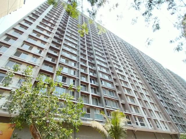 2 BHK Apartment in Vikhroli East for rent Mumbai. The reference number is 19941817