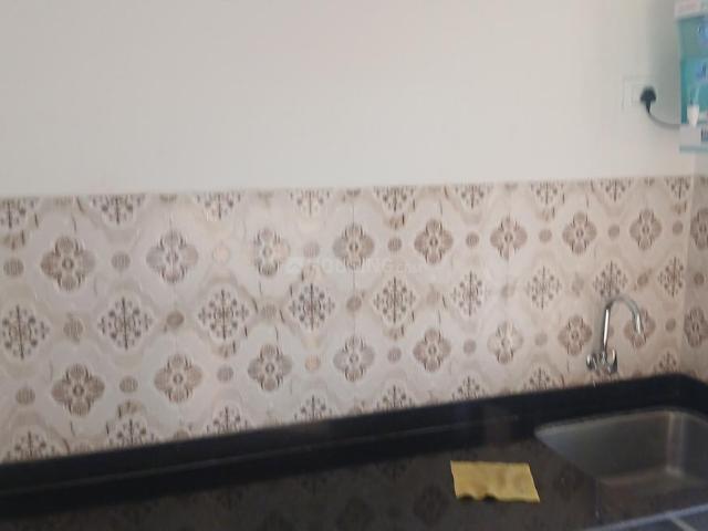 2 BHK Apartment in Vikhroli East for rent Mumbai. The reference number is 19366577