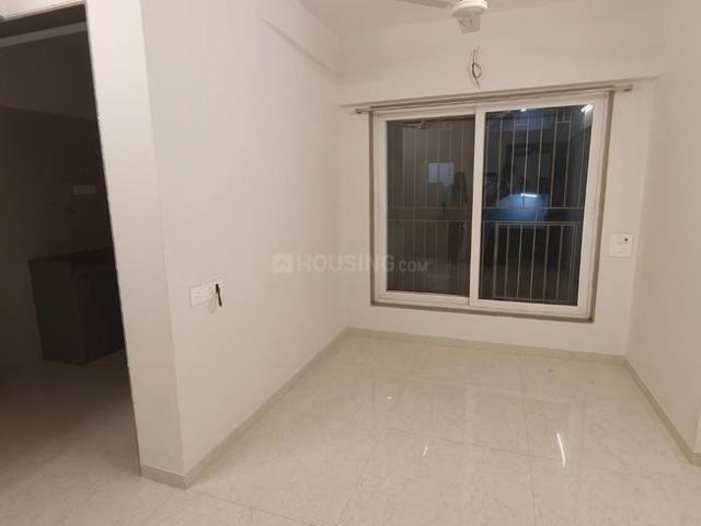 2 BHK Apartment in Vikhroli East for rent Mumbai. The reference number is 20017370