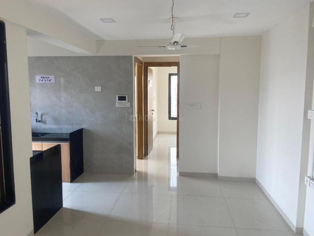 2 BHK Apartment in Vikhroli East for resale Mumbai. The reference number is 14854193